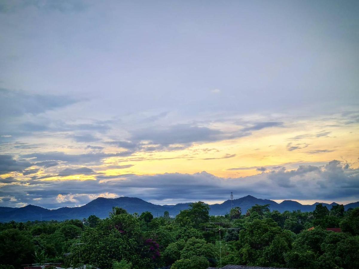 Lemae Residence เลอเม เรสซิเดนซ์ อำเภอเขาย้อย เพชรบุรี Ban Huai Krathaek Buitenkant foto